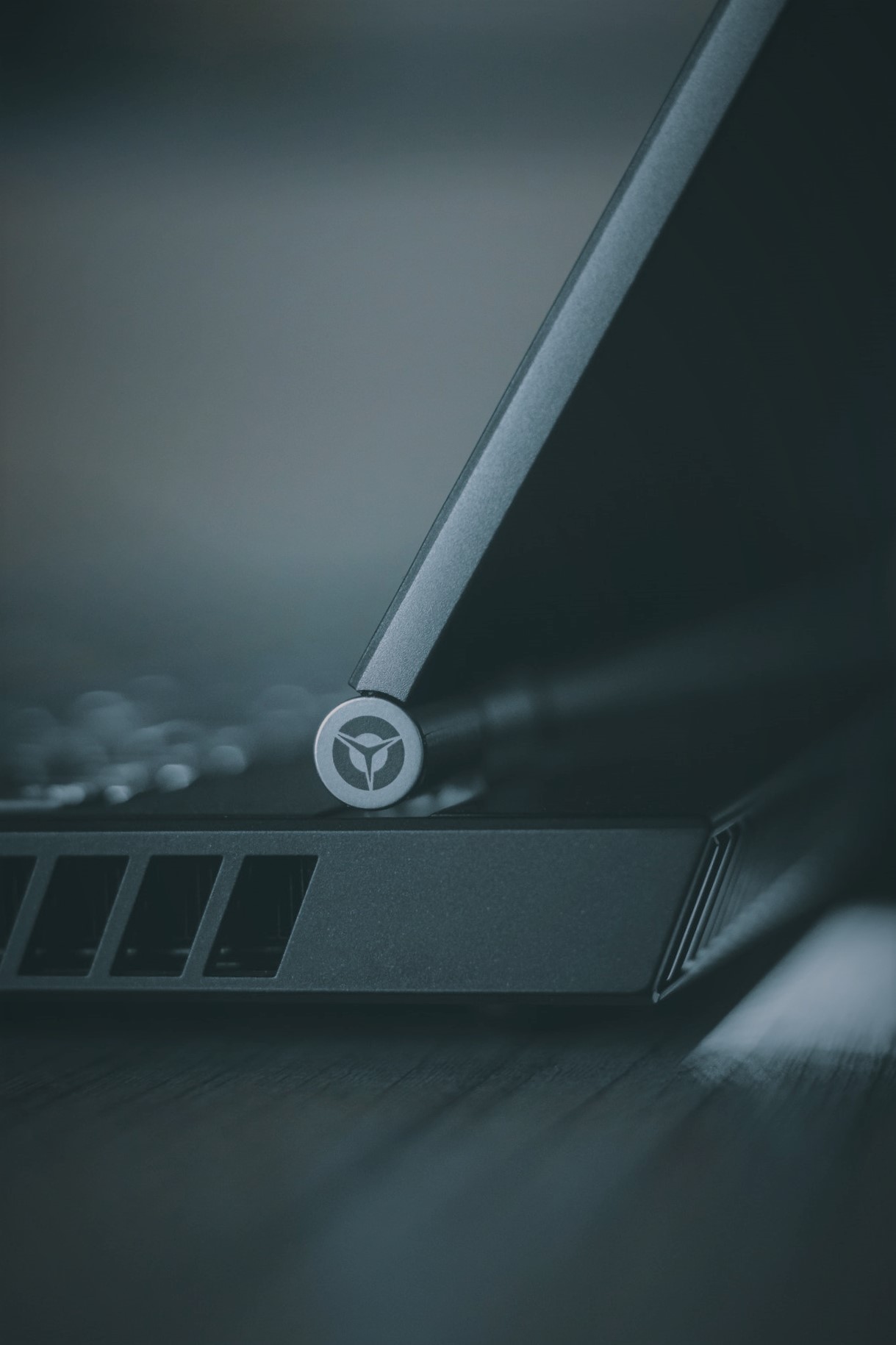 Деталі для ноутбуків Lenovo